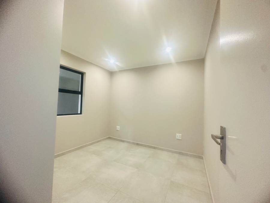 3 Bedroom Property for Sale in Parklands Western Cape